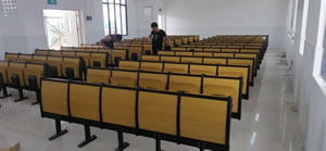 韶關(guān)烏逕鎮(zhèn)中心小學(xué)階梯排椅圖片